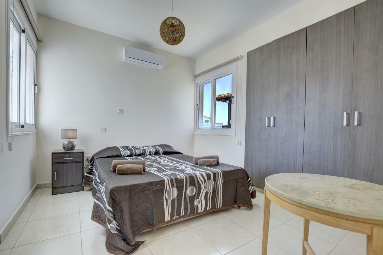 Nissi Palms Villa Agia Napa Buitenkant foto