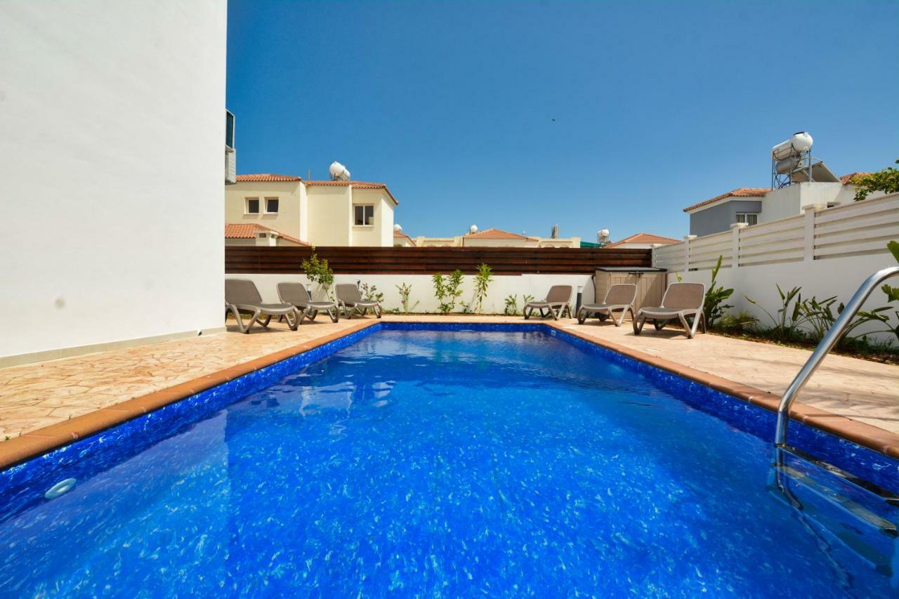 Nissi Palms Villa Agia Napa Buitenkant foto