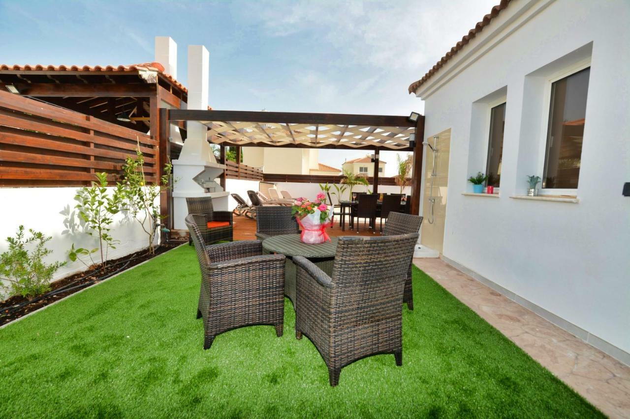 Nissi Palms Villa Agia Napa Buitenkant foto
