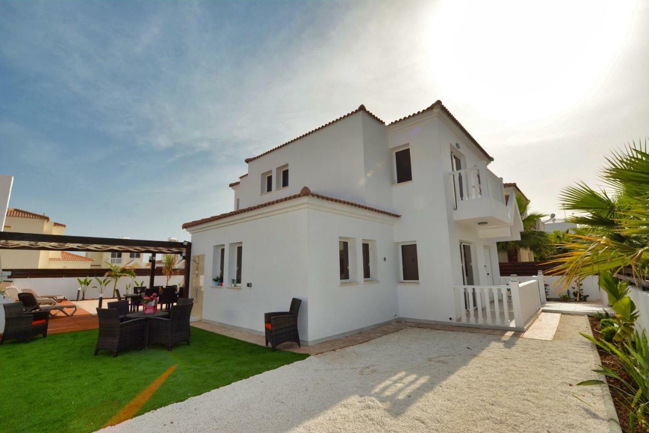 Nissi Palms Villa Agia Napa Buitenkant foto